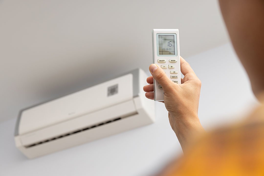 thermostat set to cool mode Florida home